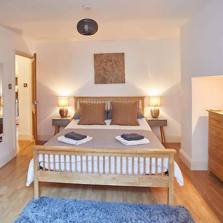 Host & Stay - Rock Pipit Уитби Экстерьер фото